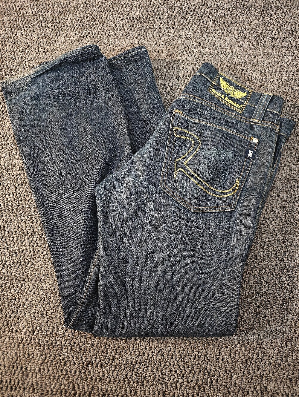 Rock & Republic Men’s Henlee Dark Blue Boot Cut Jeans Size 33